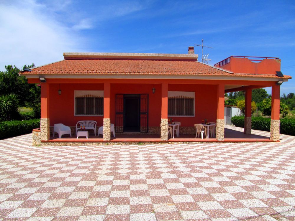 Villetta Century - Parte esterna della casa in campagna a Chiaramonte Gulfi