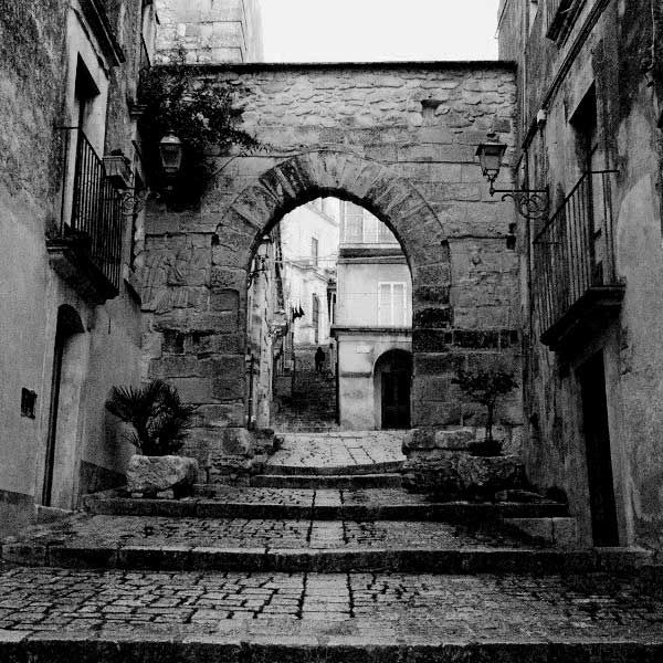Chiaramonte Gulfi - Arco dell Annunziata