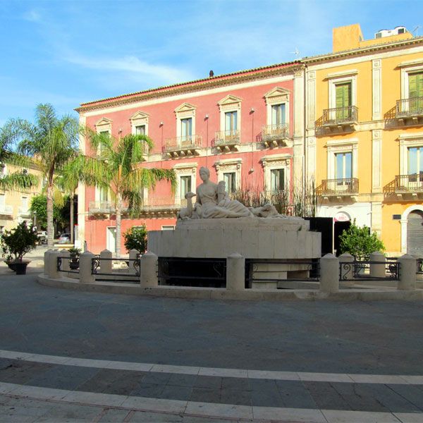 Piazza Fonte Diana